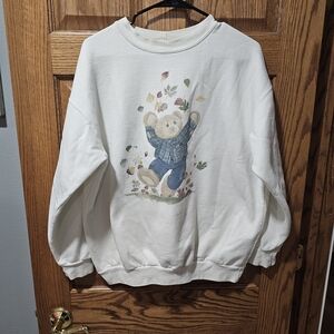 Vintage White Sweatshirt with Bear Design